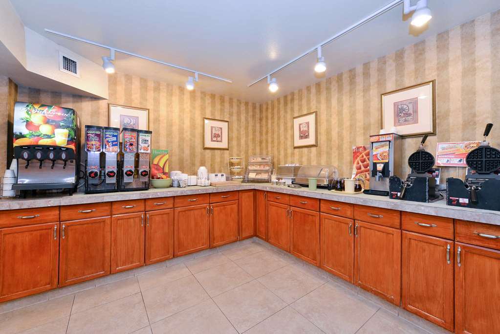 Rodeway Inn & Suites El Cajon San Diego East 餐厅 照片