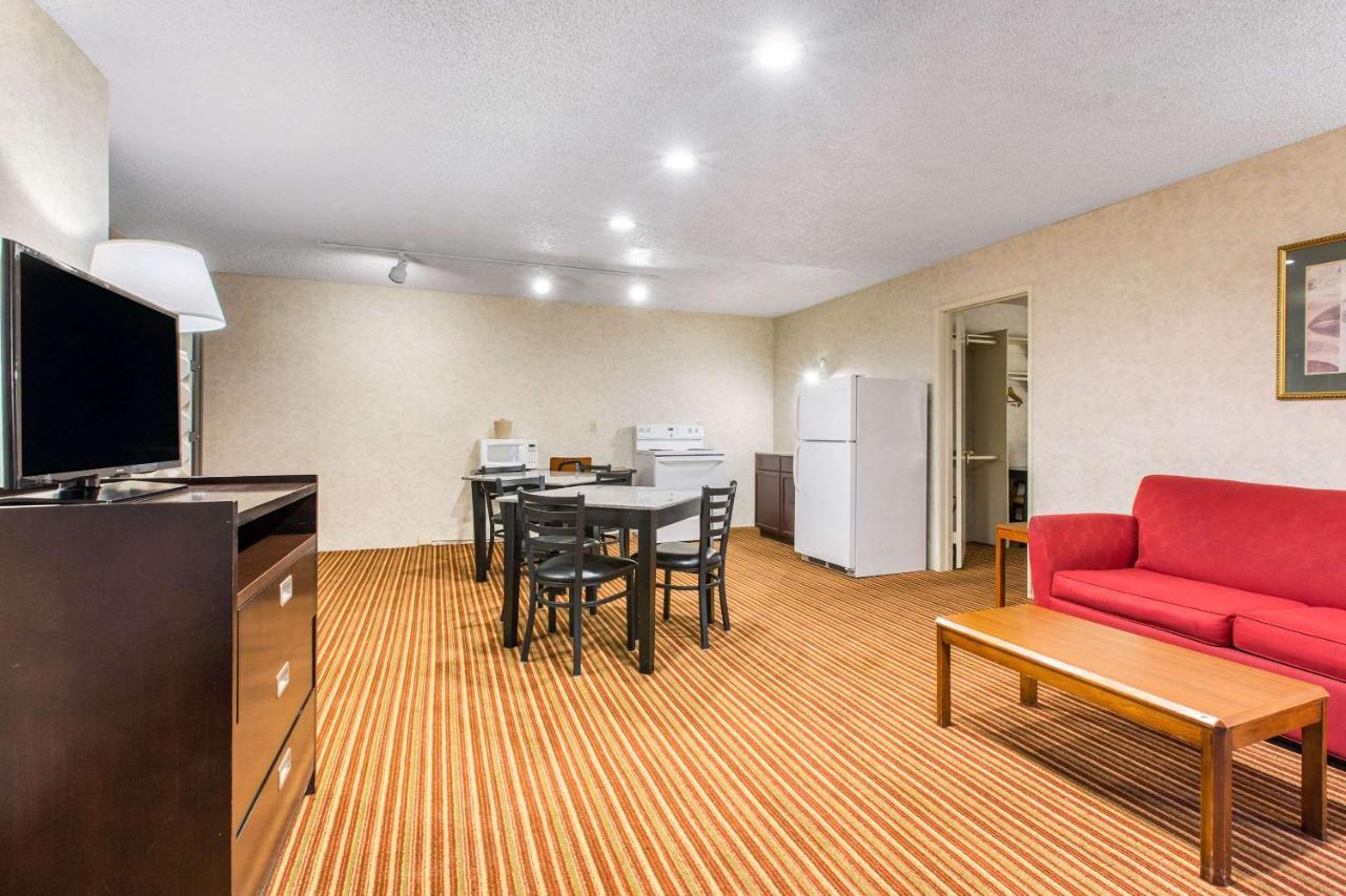 Rodeway Inn & Suites El Cajon San Diego East 外观 照片
